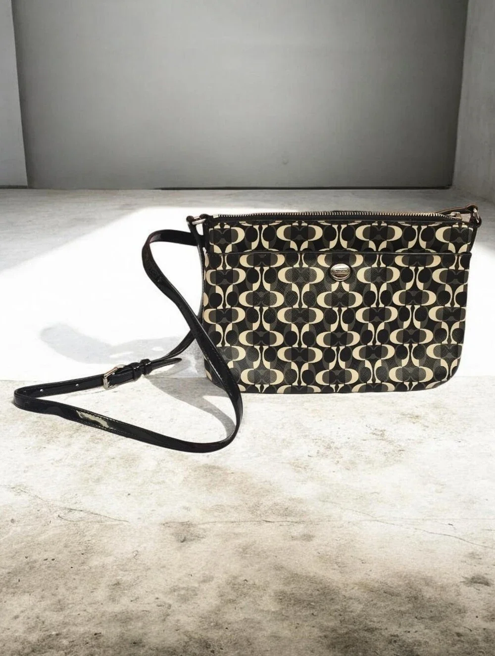 Coach Black and Ivory Signature Crossbody - Picture 1 of 6